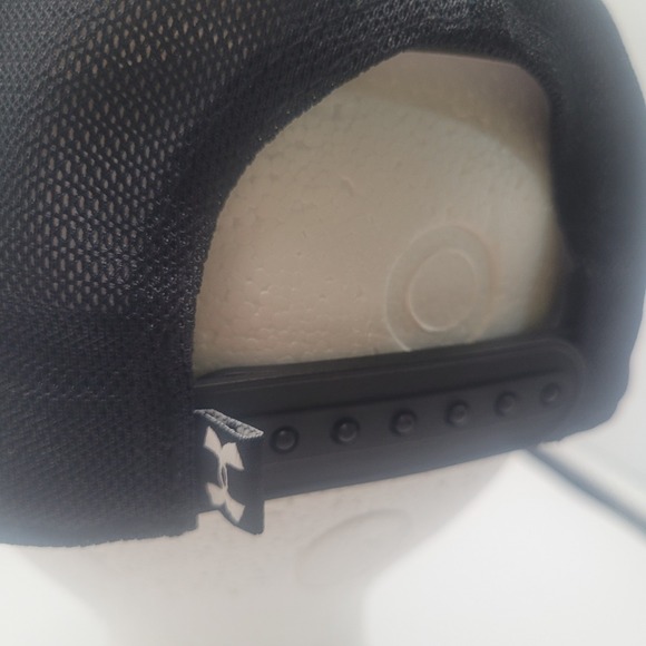 Under Armour Project Rock Men's Trucker Hat Snapback‎ Cap White Black New W/ Tag - Picture 4 of 7